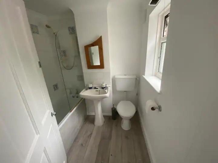 The Retreat @ The Old Smithy, Colebrook Village Plymouth Exterior photo